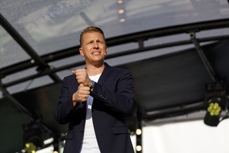 Autokino-Show mit Tobias Beck in Bonn