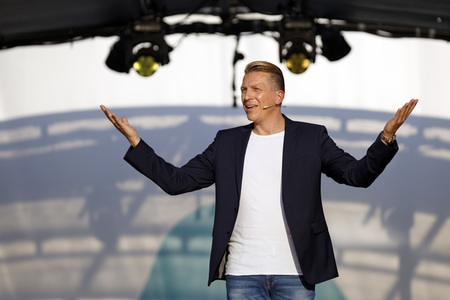 Autokino-Show mit Tobias Beck in Bonn