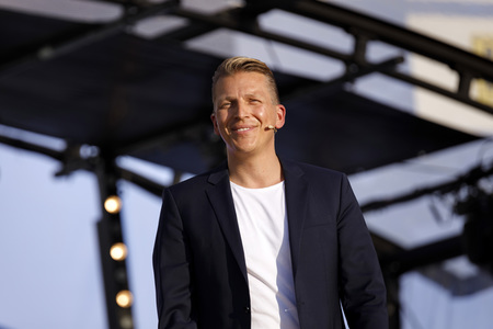 Autokino-Show mit Tobias Beck in Bonn