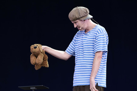 Autokultur-Show 'Der Comedy-Mix - Drei Theater, eine Show' in Hannover