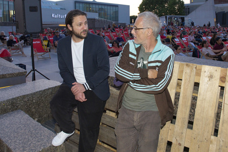 Open-Air-Kinopremiere 'Die Känguru-Chroniken Reloaded 3D' in Berlin
