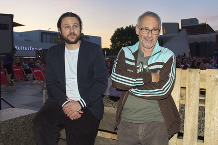 Open-Air-Kinopremiere 'Die Känguru-Chroniken Reloaded 3D' in Berlin