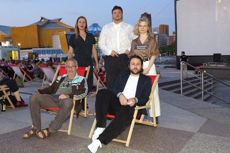 Open-Air-Kinopremiere 'Die Känguru-Chroniken Reloaded 3D' in Berlin