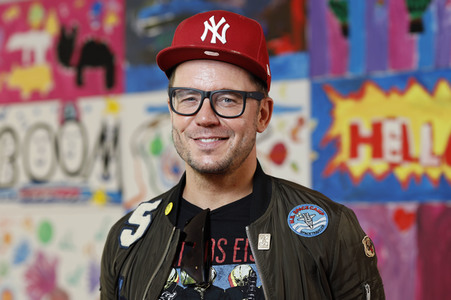 Spendenscheck-Übergabe an die Arche Köln