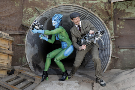 GEEK ART: Außerirdische besuchen die Erde / Aliens Visit Earth Bodypainting