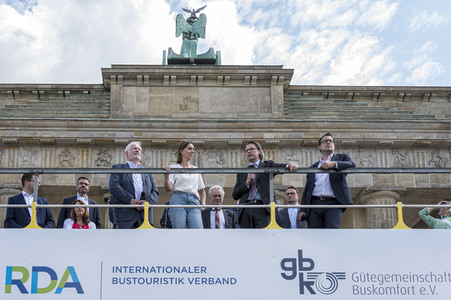 Bus-Sternfahrt in Berlin