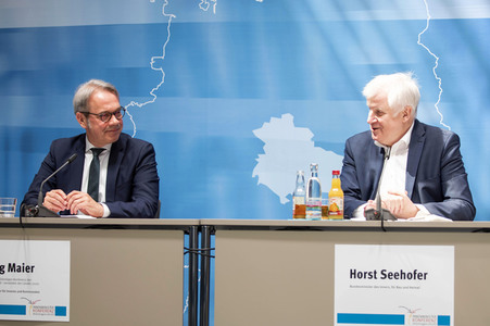 Pressekonferenz zur Innenministerkonferenz Thüringen 2020 in Erfurt