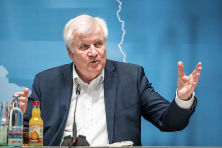 Pressekonferenz zur Innenministerkonferenz Thüringen 2020 in Erfurt