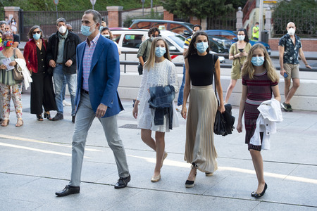 Royals besuchen die Flamenco-Show 'Fandango Avenue' in Madrid