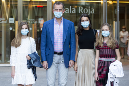 Royals besuchen die Flamenco-Show 'Fandango Avenue' in Madrid