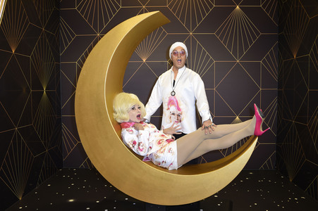 Julian F.M. Stoeckel & Friends im Selfie-Museum The Wow Gallery in Berlin