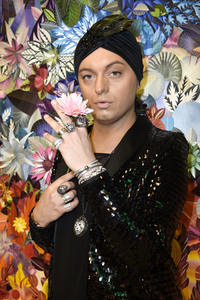 Julian F.M. Stoeckel & Friends im Selfie-Museum The Wow Gallery in Berlin