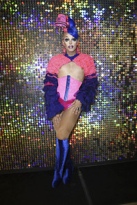 Julian F.M. Stoeckel & Friends im Selfie-Museum The Wow Gallery in Berlin