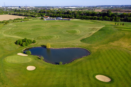 Symbolfoto Golfplatz