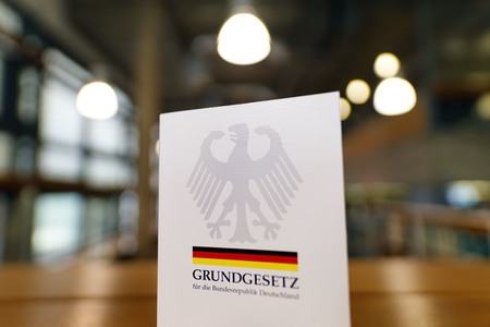 Symbolfoto Grundgesetz