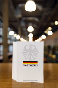 Symbolfoto Grundgesetz