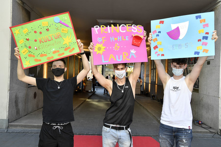 Zieleinlauf der Aktion '750 Kulturkilometer' in Berlin