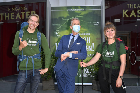 Zieleinlauf der Aktion '750 Kulturkilometer' in Berlin