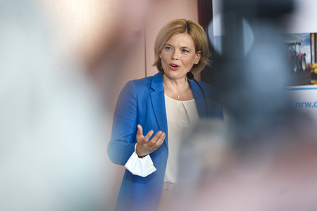 Pressekonferenz zum Fleisch-Gipfel in Düsseldorf