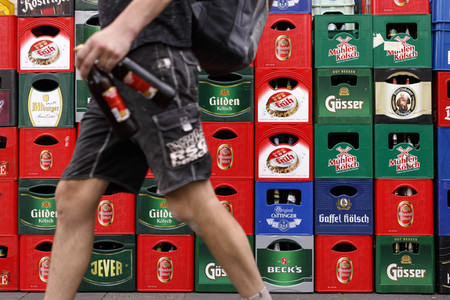 Symbolfoto Bierkästen