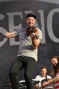 Autokultur-Konzert von Versengold in Hannover