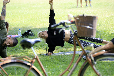 Caro Daur und Marcus zu Solms beim Charity Fitness Workout in Hamburg