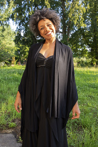 Show 'Hämmerle kommt! Mit Fola Dada!' in Friedrichshafen