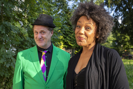 Show 'Hämmerle kommt! Mit Fola Dada!' in Friedrichshafen