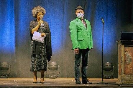 Show 'Hämmerle kommt! Mit Fola Dada!' in Friedrichshafen