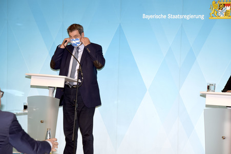 Pressekonferenz zur Bewältigung der Corona-Pandemie in München