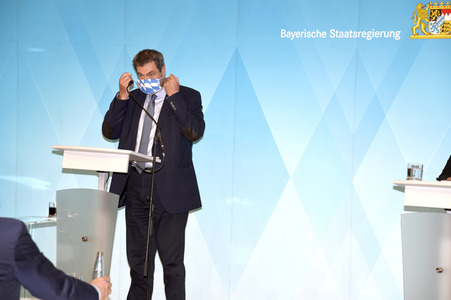 Pressekonferenz zur Bewältigung der Corona-Pandemie in München