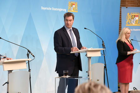 Pressekonferenz zur Bewältigung der Corona-Pandemie in München