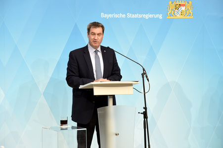 Pressekonferenz zur Bewältigung der Corona-Pandemie in München