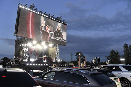 Autokino Live Konzert von Sido in Schönefeld