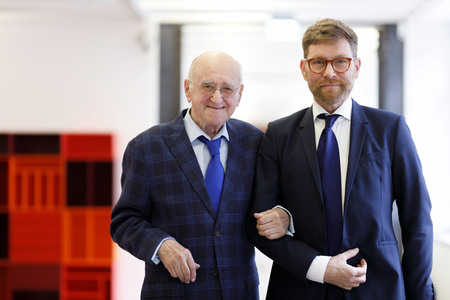 Schenkung von Alfred Biolek in Köln