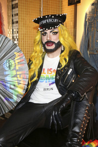 Präsentation der Hard Rock Cafe Pride-Kollektion in Berlin