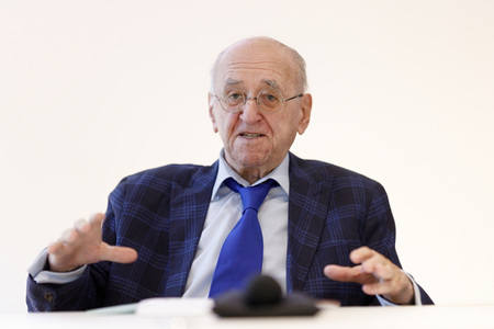 Schenkung von Alfred Biolek in Köln