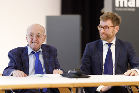 Schenkung von Alfred Biolek in Köln