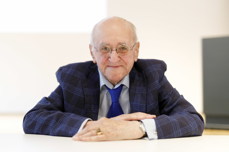 Schenkung von Alfred Biolek in Köln