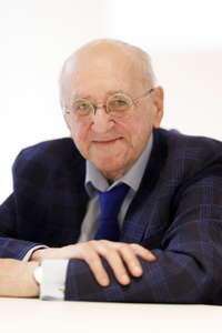 Schenkung von Alfred Biolek in Köln