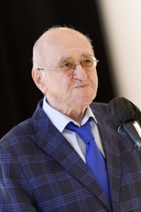 Schenkung von Alfred Biolek in Köln