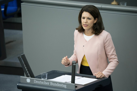 169. Sitzung des Deutschen Bundestages in Berlin