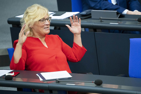 169. Sitzung des Deutschen Bundestages in Berlin