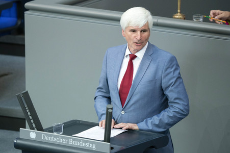 169. Sitzung des Deutschen Bundestages in Berlin