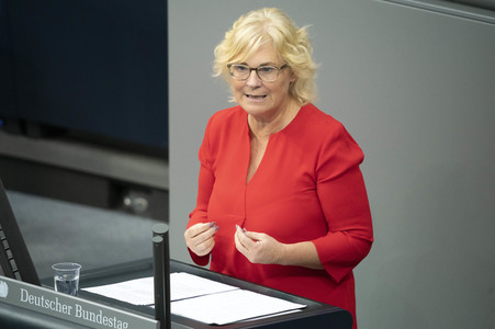 169. Sitzung des Deutschen Bundestages in Berlin