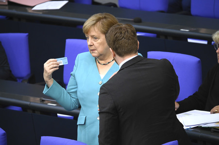 Abstimmung zum Corona Konjunkturpaket in Berlin
