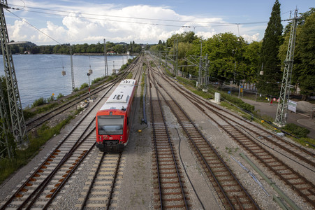 Ausbaustrecke der neu elektrifizierten Südbahn bei Lindau