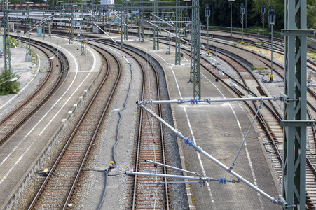 Ausbaustrecke der neu elektrifizierten Südbahn bei Lindau