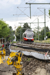 Ausbaustrecke der neu elektrifizierten Südbahn bei Lindau