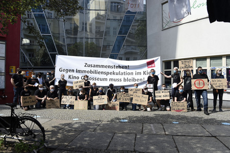 Demonstration zur Rettung des Kinos Colosseum in Berlin